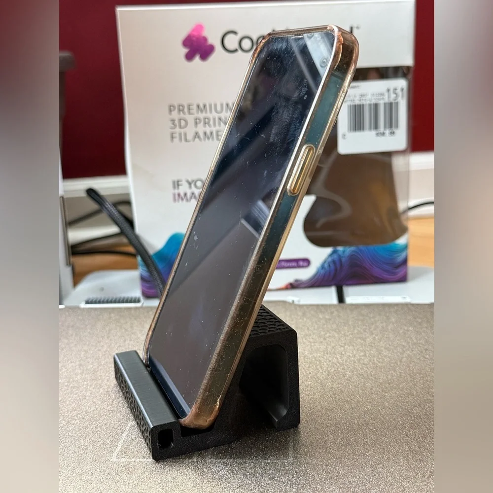 3D Printed Phone Stand Black Cell Phone Holder for Desk Smartphone Desktop Stand